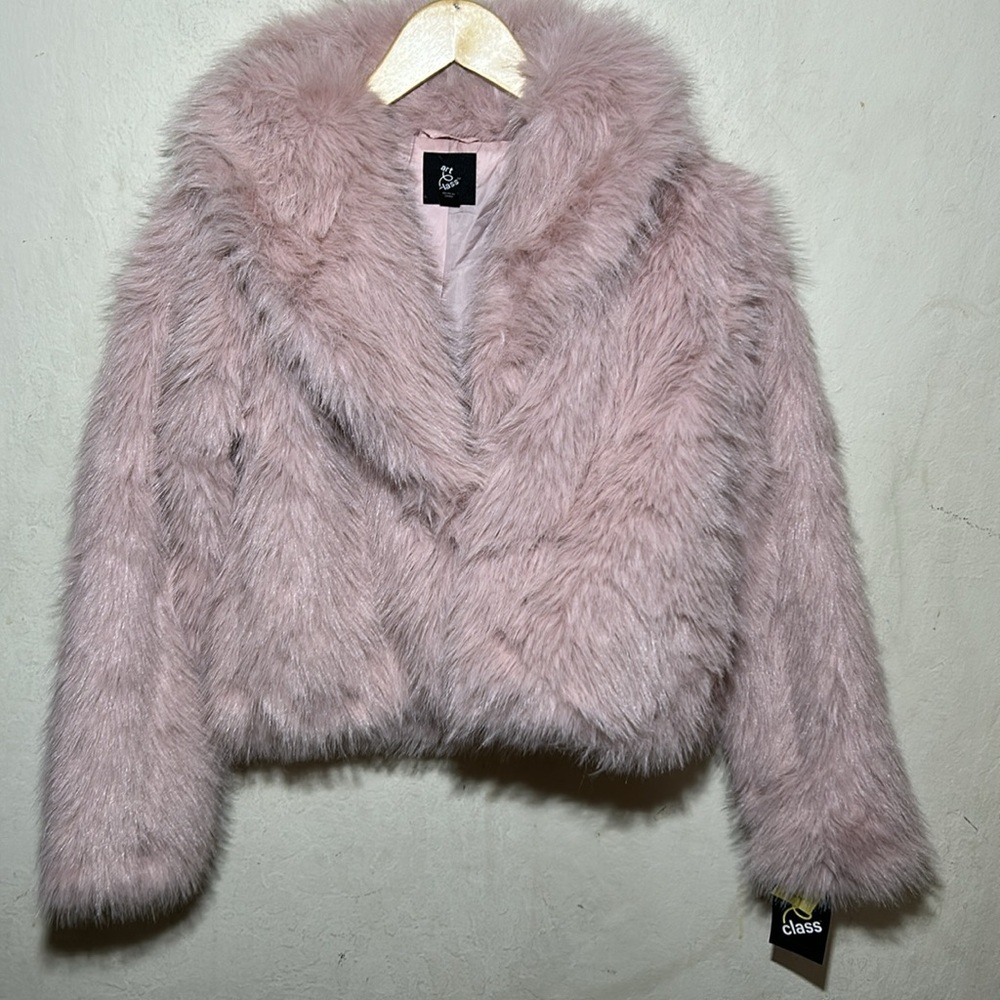 Girl’s Short Faux Fur Pink Jacket NWT - Picture 4 of 6